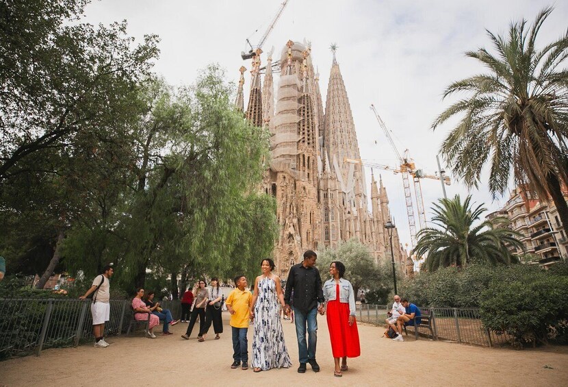 Picture 18 for Activity Barcelona: Photographic Madness at the Sagrada Familia