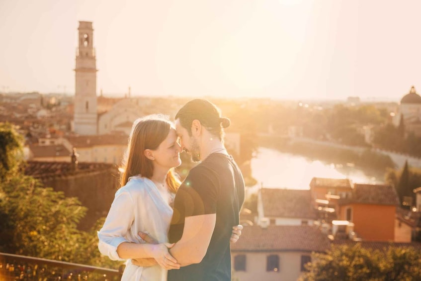 Verona: Magical Couple Photography Experience