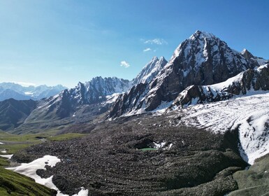 From Islamabad: Thalay La 11-Day Trek with Guide