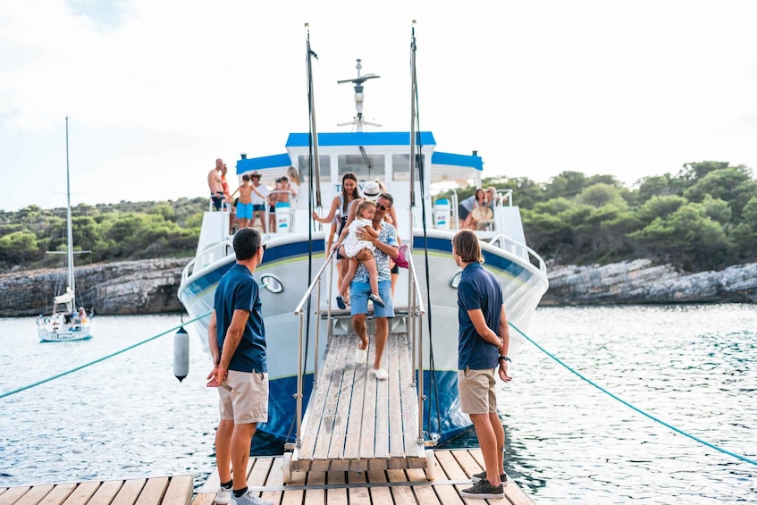 Picture 3 for Activity Menorca: Half Day Beach Exploration Boat Trip