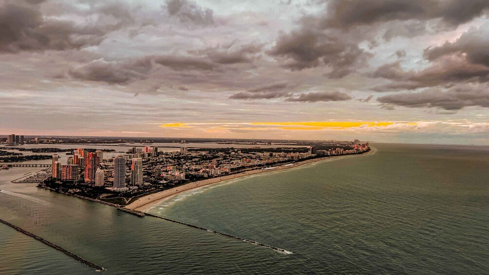 Picture 24 for Activity Miami Beach: Private Romantic Sunset Flight with Champagne