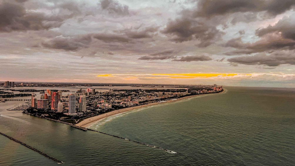 Picture 24 for Activity Miami Beach: Private Romantic Sunset Flight with Champagne