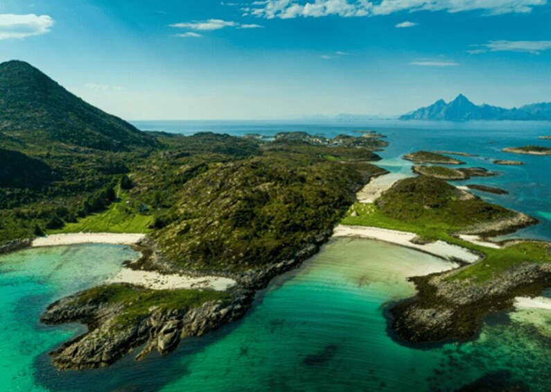 Picture 3 for Activity Lofoten: Guided Kayak Experience