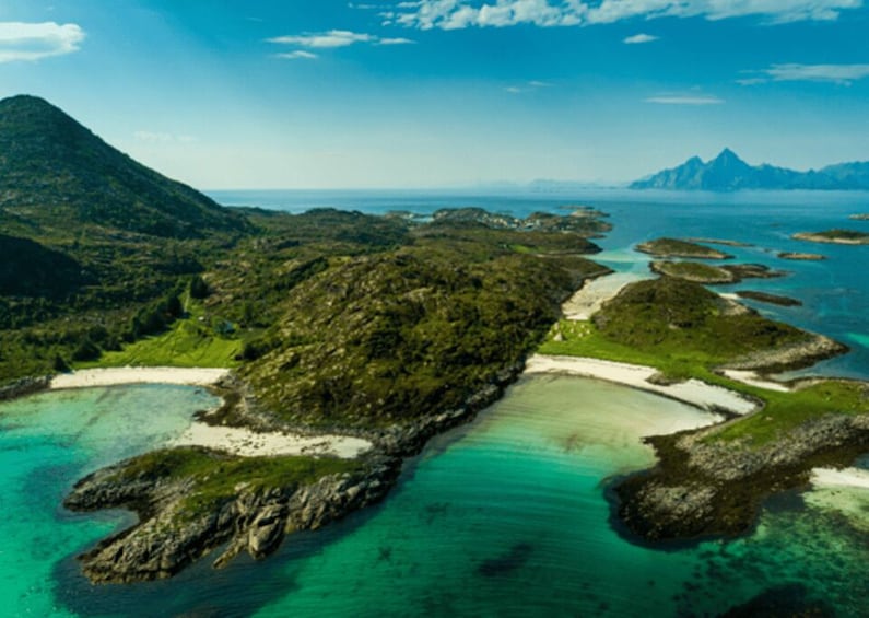 Picture 3 for Activity Lofoten: Guided Kayak Experience
