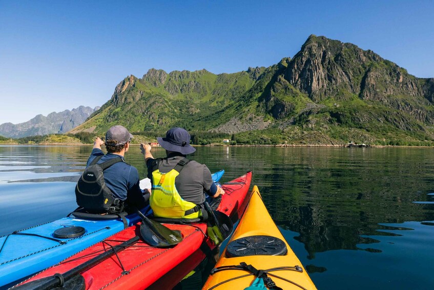 From Svolvær: Lofoten Guided Kayak Experience