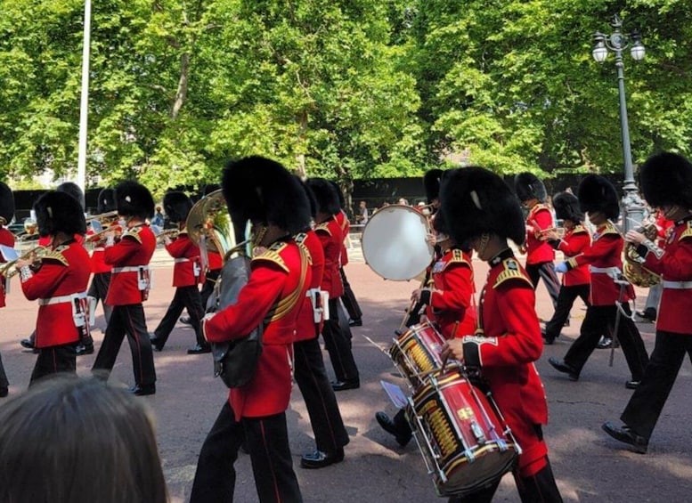 Picture 2 for Activity London: Walking Tour with Westminster & Change of the Guard