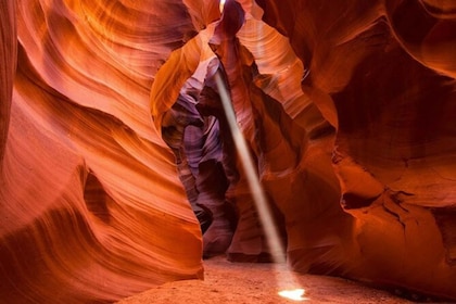 Página: Recorrido a pie por Upper Antelope Canyon con guía local