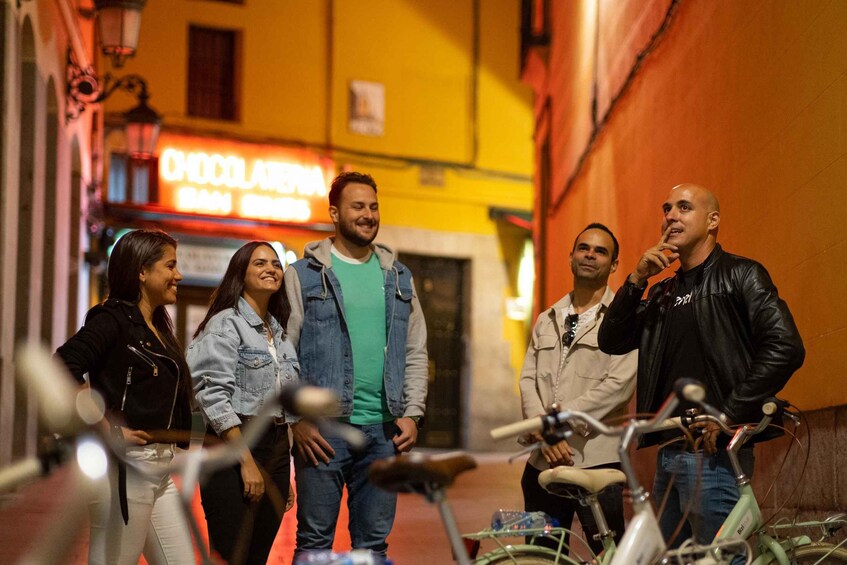 Picture 2 for Activity Madrid: Guided Night Bike Tour_the bohemian XIX- XX century