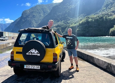 Madeira: Ganztägige Jeeptour mit Guide und Abholung