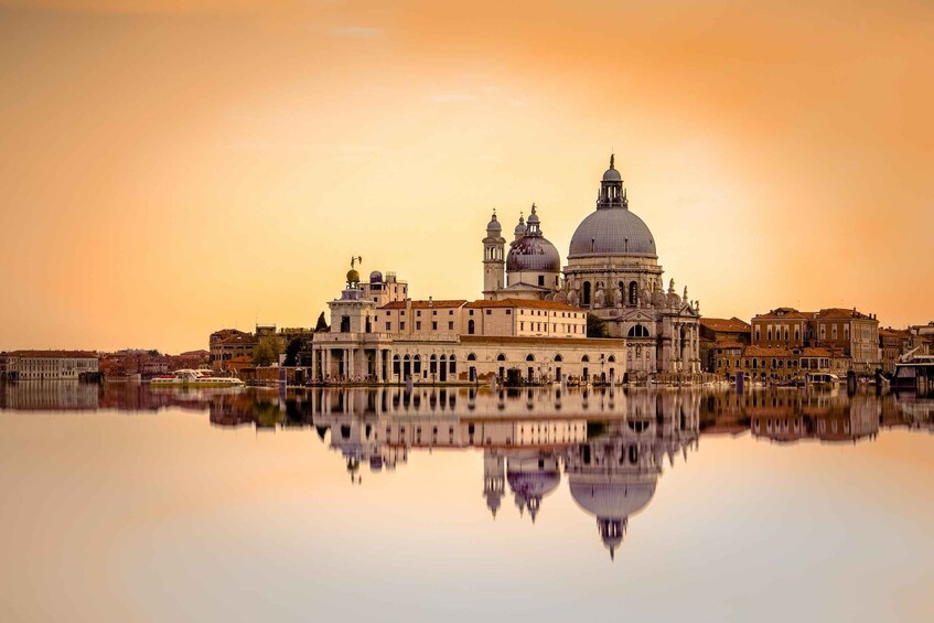 Venice: City Highlights Walking Tour with Optional Gondola