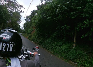 Private Tour on a 1100cc Cruiser Motorcycle