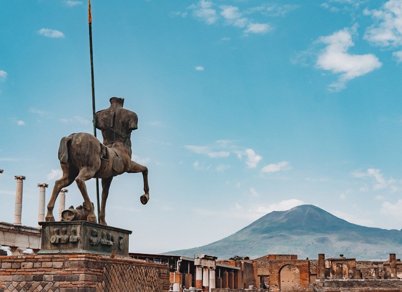 From Naples: Mount Vesuvius and Pompeii Ruins Combo Day Trip