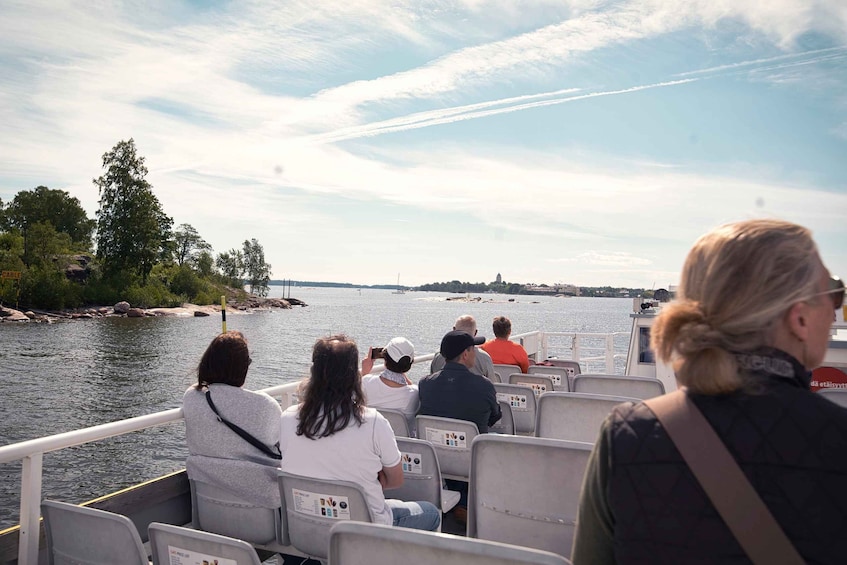 Picture 4 for Activity Helsinki: Hop-On Hop-Off Bus Tour & City Highlights Cruise