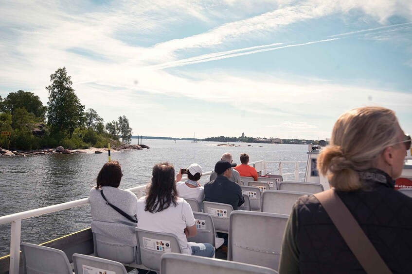 Picture 4 for Activity Helsinki: Hop-On Hop-Off Bus Tour & City Highlights Cruise