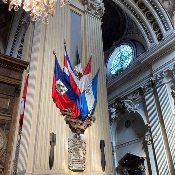 Picture 4 for Activity Basilica del Pilar and its museum