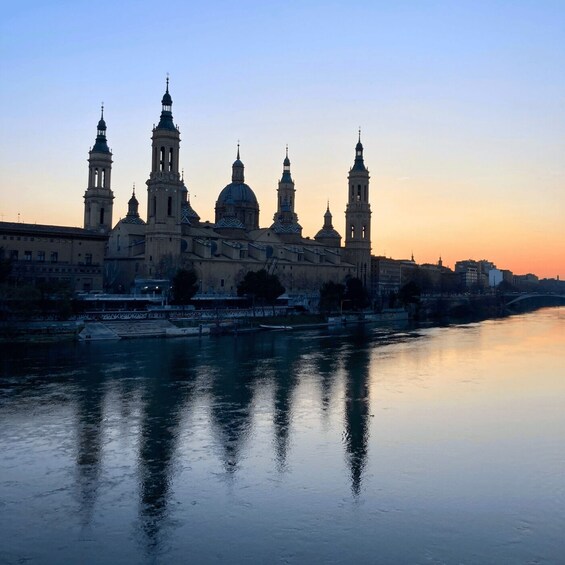 Picture 6 for Activity Zaragoza: Basilica del Pilar and its museum tour in Spanish