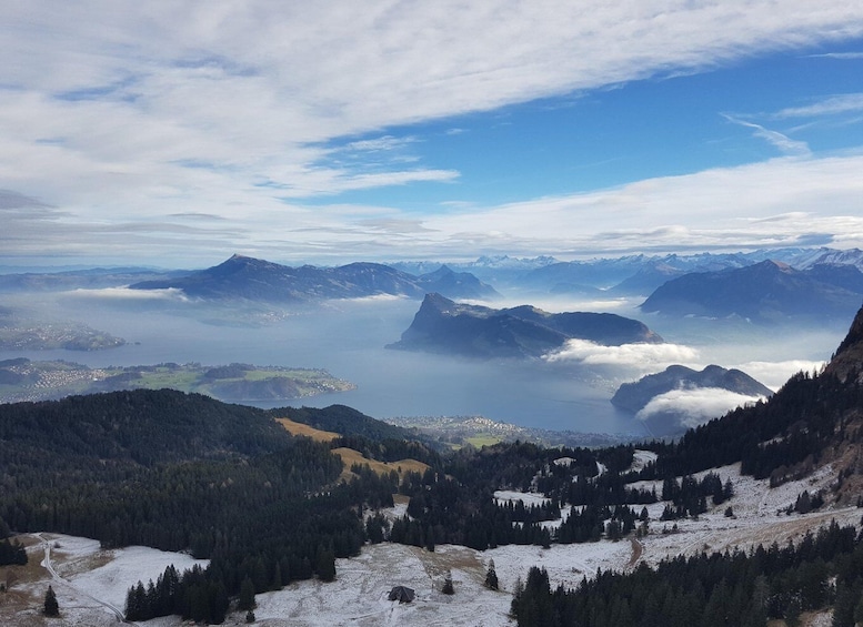 Winter Panorama Mount Pilatus: Small Group Tour from Basel