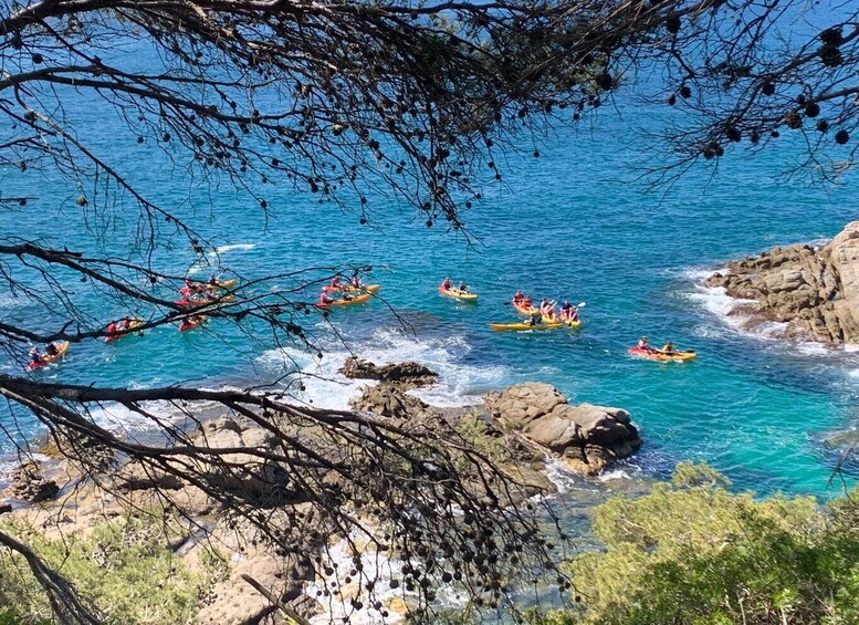 Lloret de Mar: Kayak and Snorkel Excursion in Costa Brava