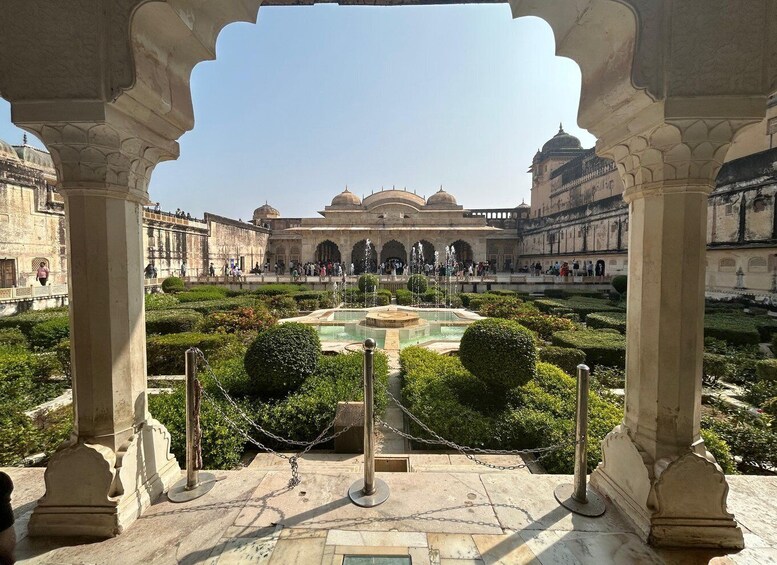 Picture 8 for Activity All Inclusive Taj Mahal Day Trip by Fastest Train From Delhi
