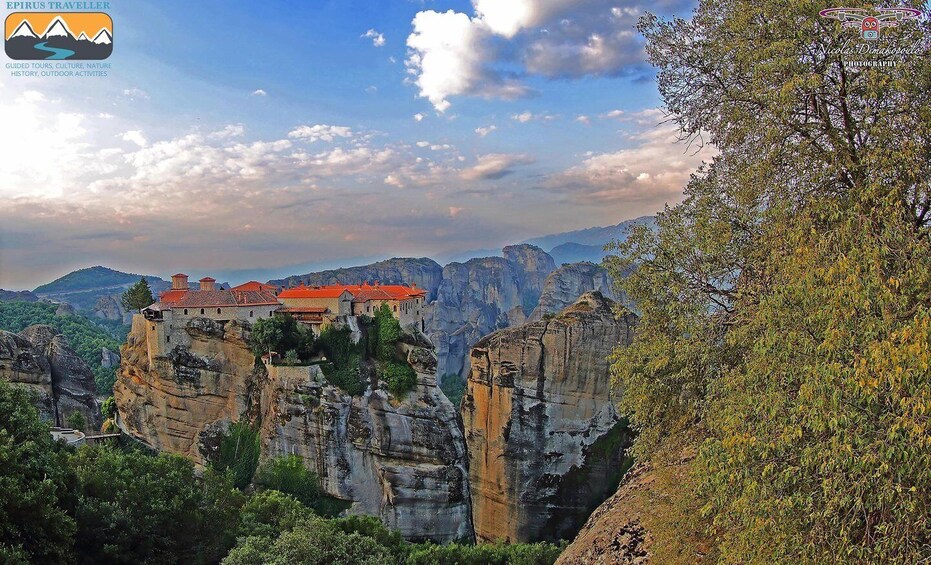 From Ioannina all day tour to Meteora rocks & Monasteries