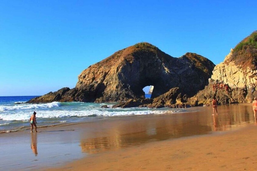 Picture 5 for Activity From Huatulco: Zipolite Adult Beach Day Trip