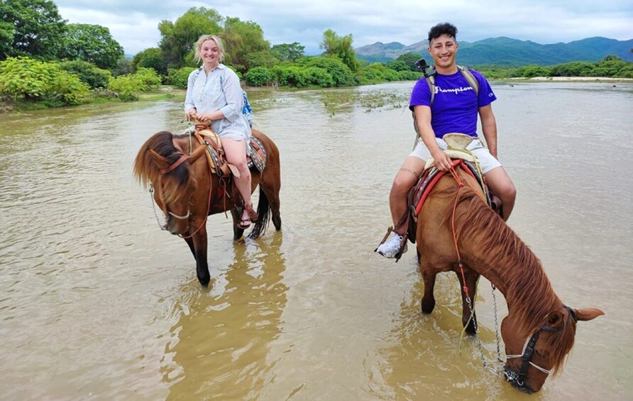 Picture 1 for Activity Huatulco:Turtle release,horseback riding and bioluminescence