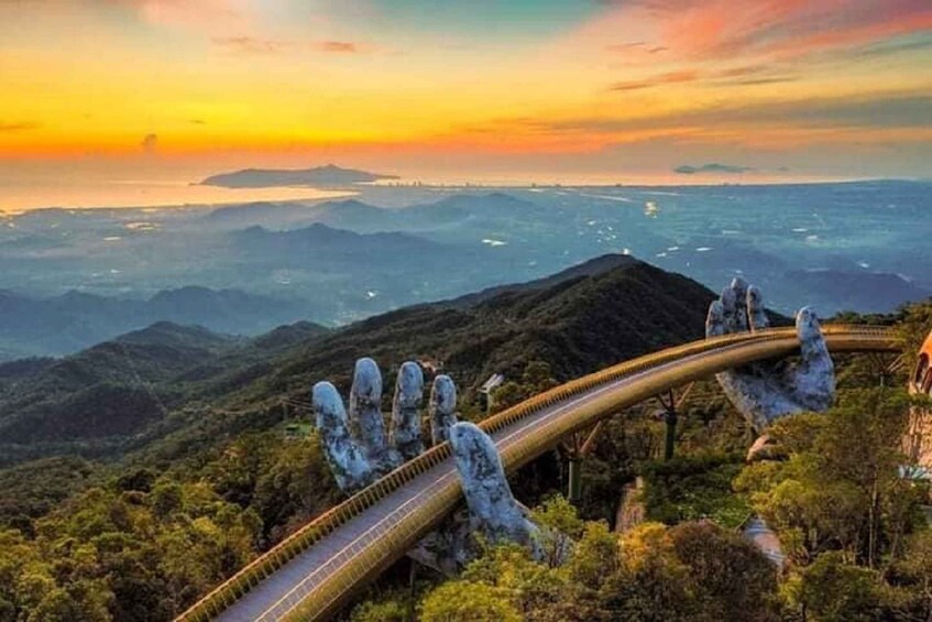 Da Nang: Ba Na Hills Tour with Cable Car Ride