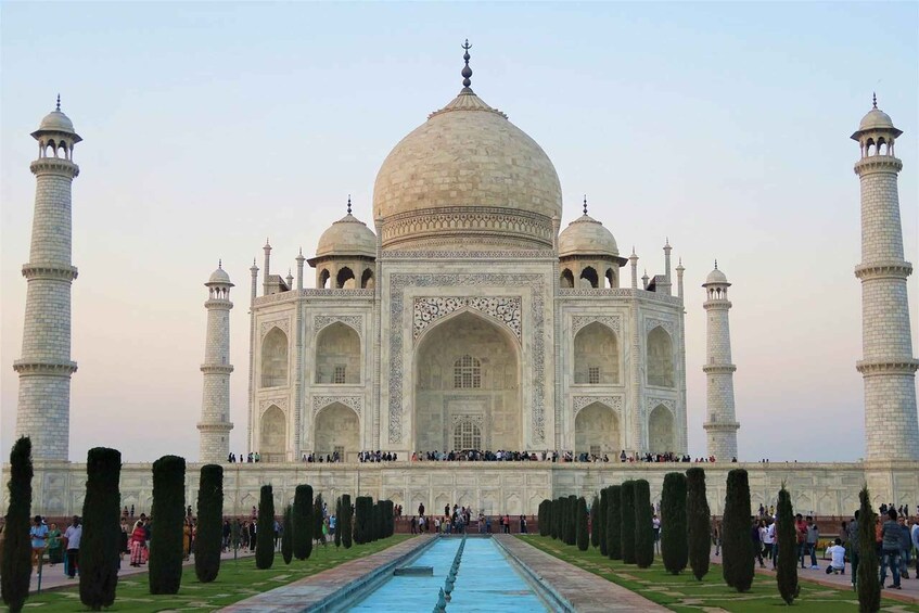 Agra: Private 5-Hour Taj Mahal and Agra Fort Tour