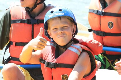 Gardiner: Scenic Raft Float on the Yellowstone River