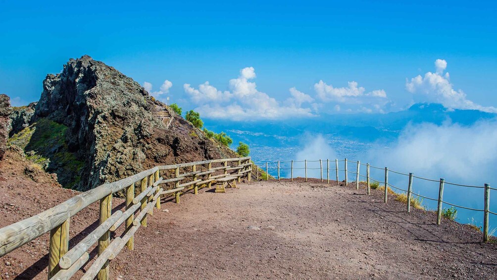 Picture 4 for Activity Pompei: Vesuvio National Park Round-Trip Bus Ticket