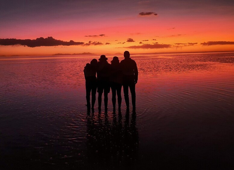 Picture 5 for Activity From La Paz: Uyuni Salt Flat Tour & Overnight Roundtrip Bus