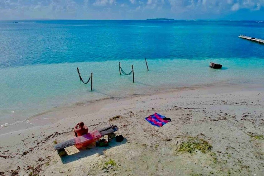 From San Blas: Islands and Lemon Keys Boat Tour & Overnight