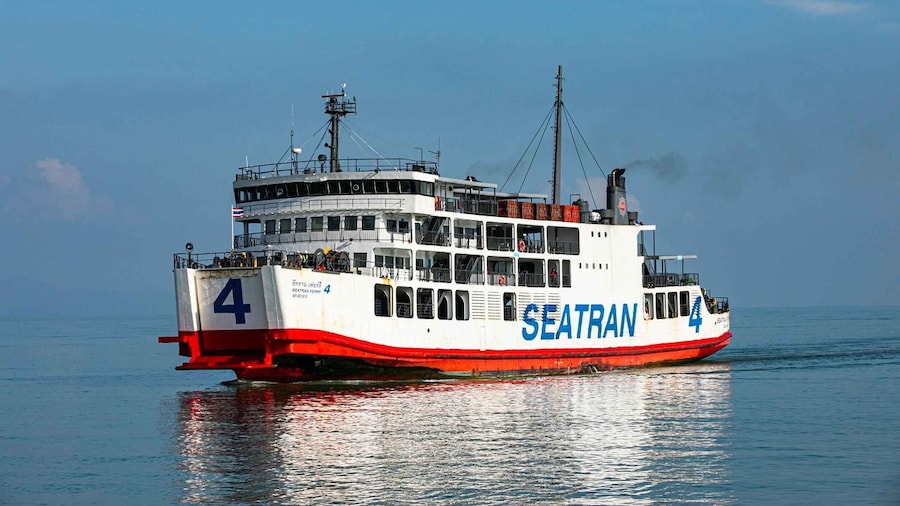 From Surat Thani: One-Way Ferry to Ko Pha Ngan