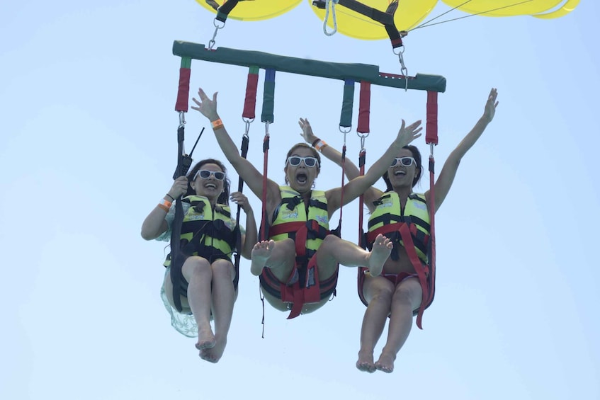 Picture 5 for Activity Cancun: Parasailing and Jet Ski Tour in Cancun Bay