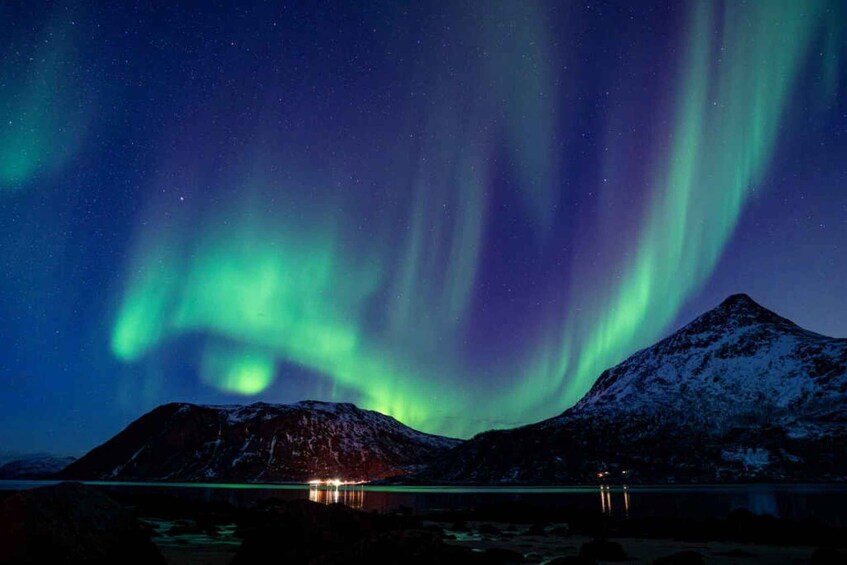 Picture 4 for Activity Tromsø: Private Aurora Chase with Meals, Campfire, Photos.