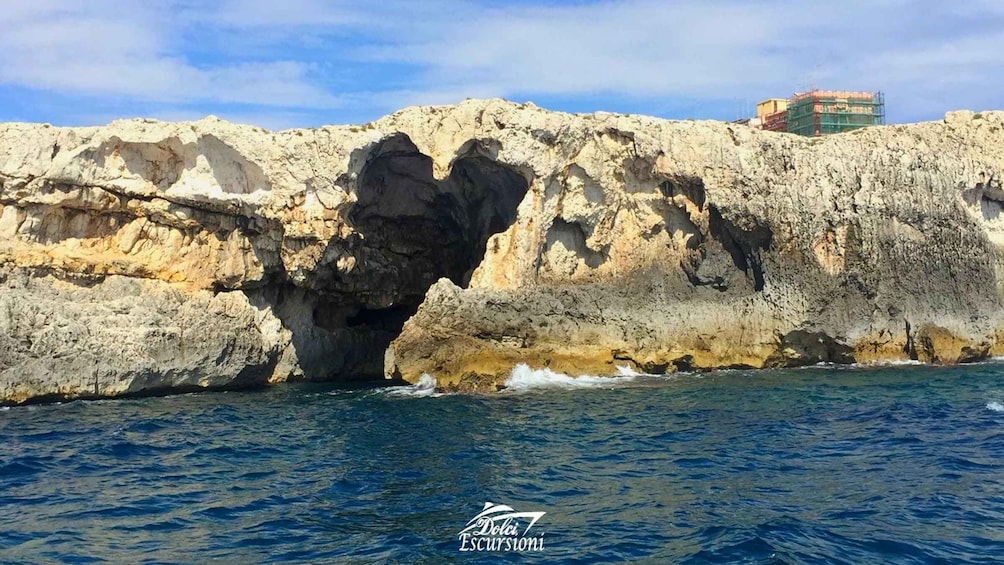 Picture 2 for Activity Syracuse: Ortigia Island and Sea Caves Sightseeing Cruise