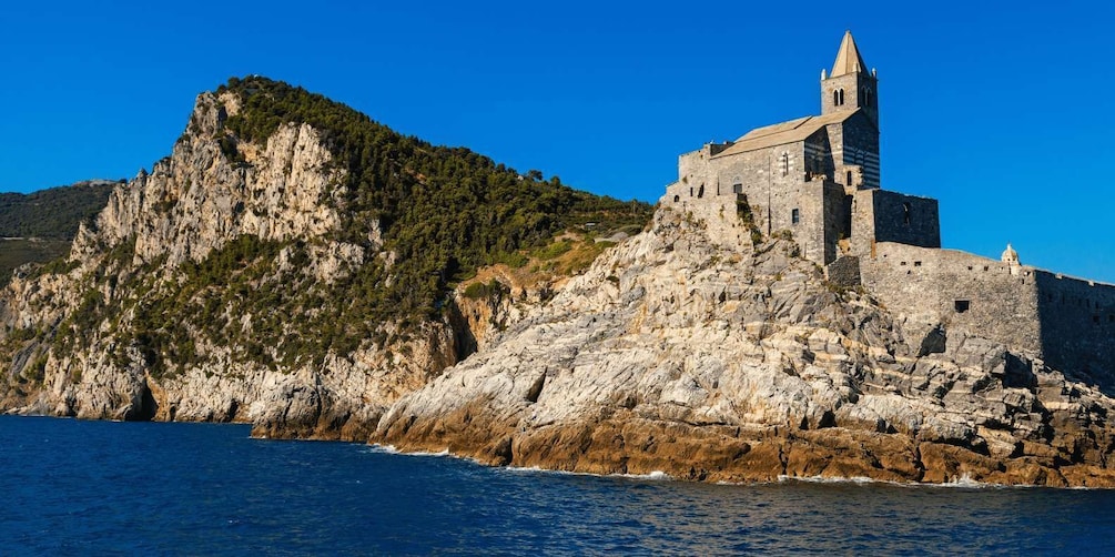 Picture 4 for Activity Portovenere and Gulf of Poets: Boat Tour with Lunch & Wine