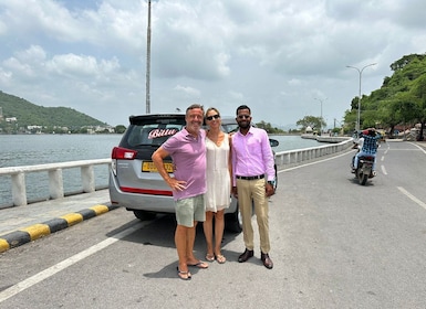 UDAIPUR SIGHTSEEING TOUR BY CAR WITH GUIDE
