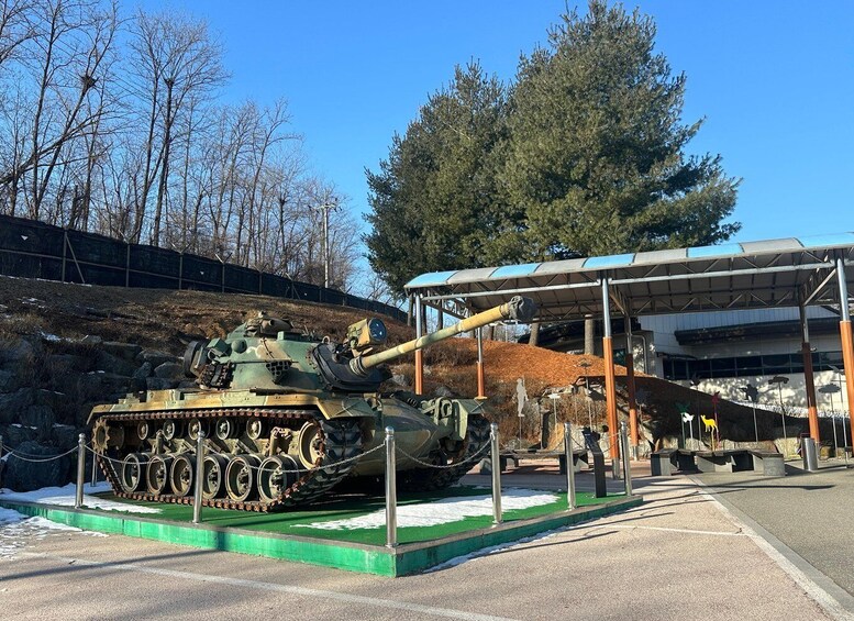 Picture 9 for Activity Seoul: DMZ, 3rd Tunnel, Odusan or Suspension Private Tour