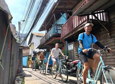 Bangkok: Backstreets and Hidden Gems Bike Tour