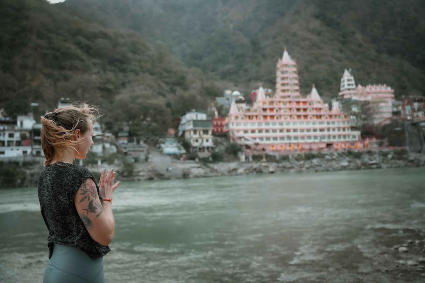 From Delhi: Private Rishikesh and Haridwar Day Tour by Car