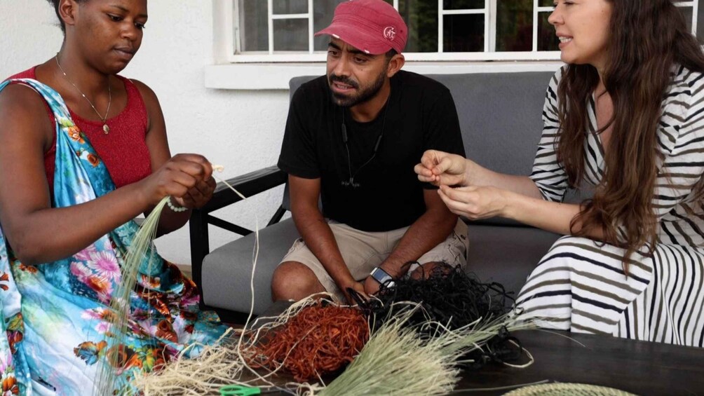 Picture 10 for Activity Traditional Basket Weaving in a Garden