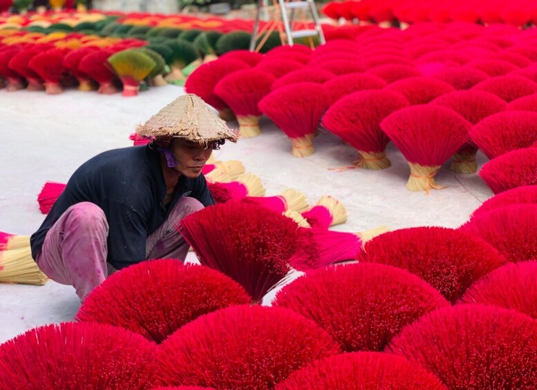 From Hanoi: Incense Village, Conical Hat and HaThai Art Tour