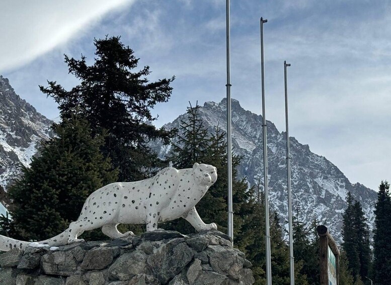 Bishkek: Ala Archa National Park Hiking and Adventure Tour