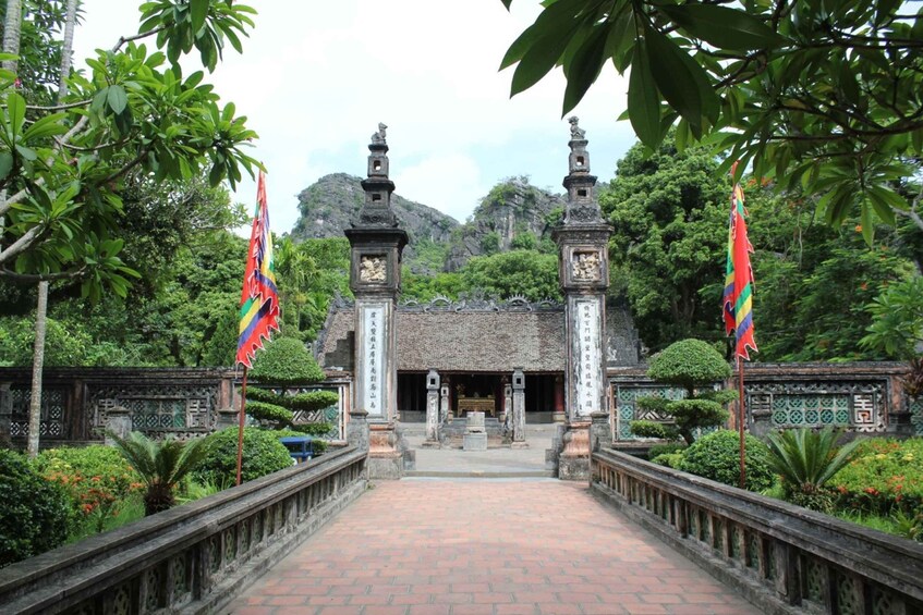 Picture 28 for Activity From Hanoi: Ninh Binh-Hoa Lu-Trang An-Mua-Cave-Buffet Lunch