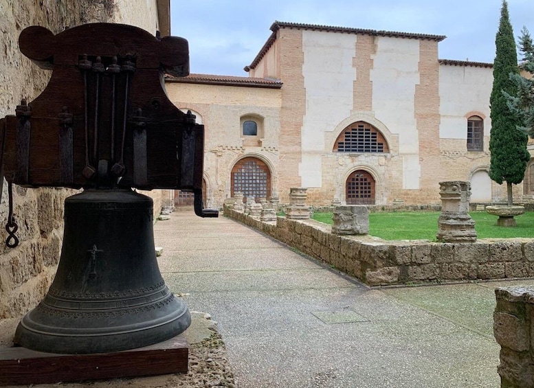 Picture 1 for Activity Medina de Rioseco: Private Tour with Canal de Castilla Visit