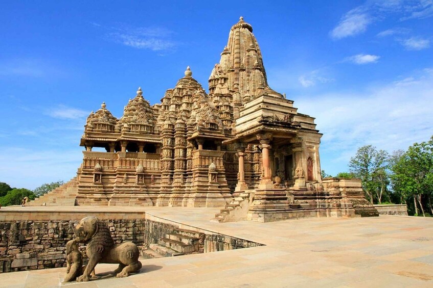 Picture 2 for Activity Khajuraho: Full-Day Private Guided Temples and History Tour