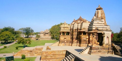 Khajuraho: Full-Day Private Guided Temples and History Tour