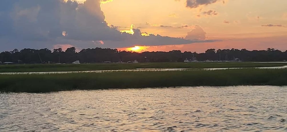 Picture 1 for Activity Sunset Cruise leaving from historic Isle of Hope Marina