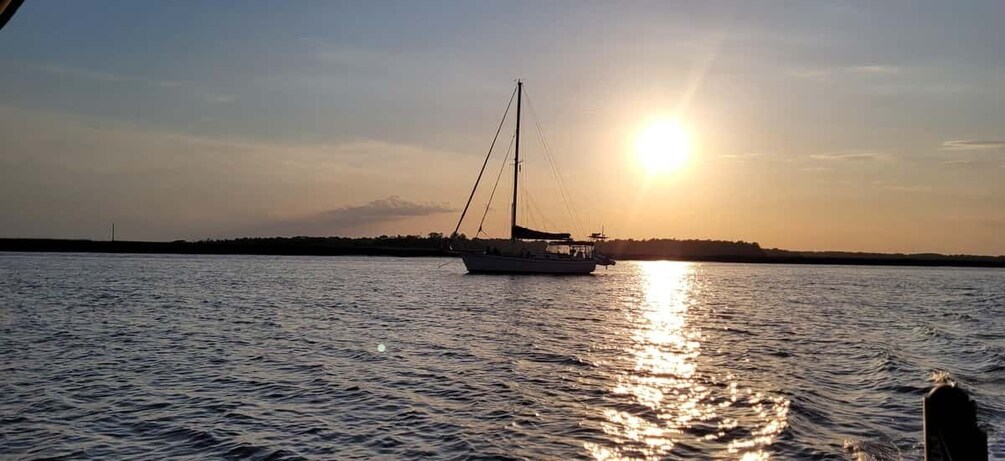 Picture 5 for Activity Sunset Cruise leaving from historic Isle of Hope Marina